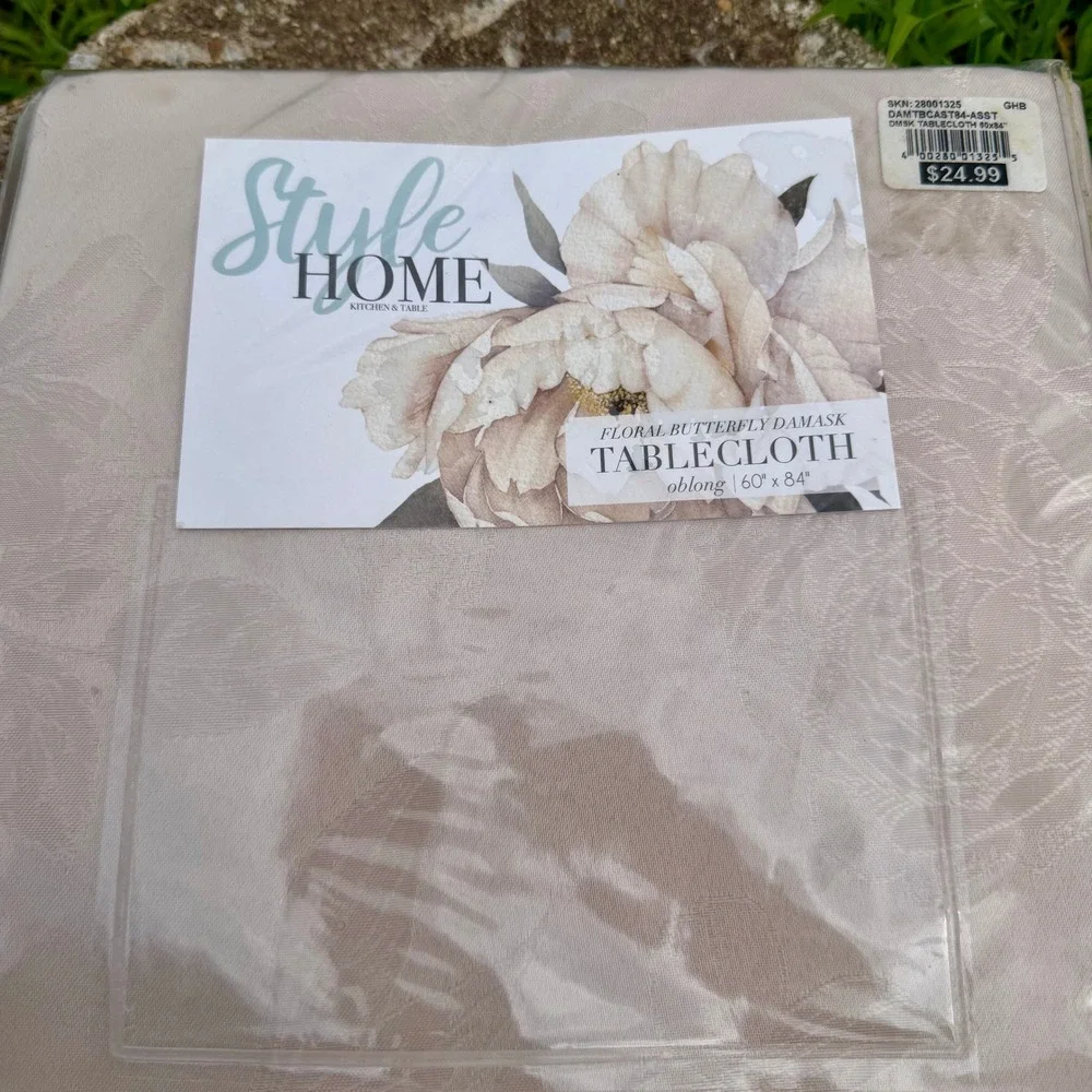 Vintage Style Home Floral Butterfly Damask Tablecloth Oblong 60x84 Beige New